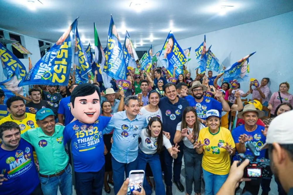 Thiago Silva e Janaina reúnem lideranças, percorrem ruas e reforçam compromissos com população